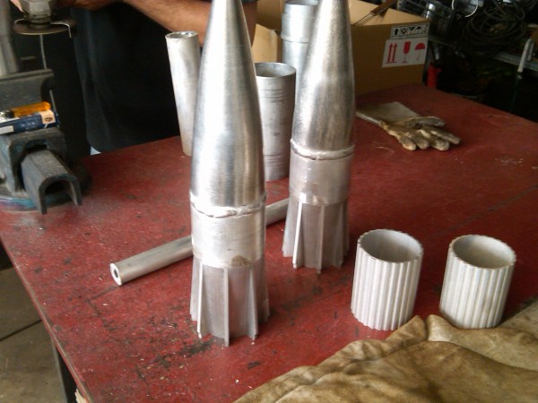 IMG00267-20110723-1535.jpg (564.71 KiB) Viewed 251619 times The front part with the inlet wings below